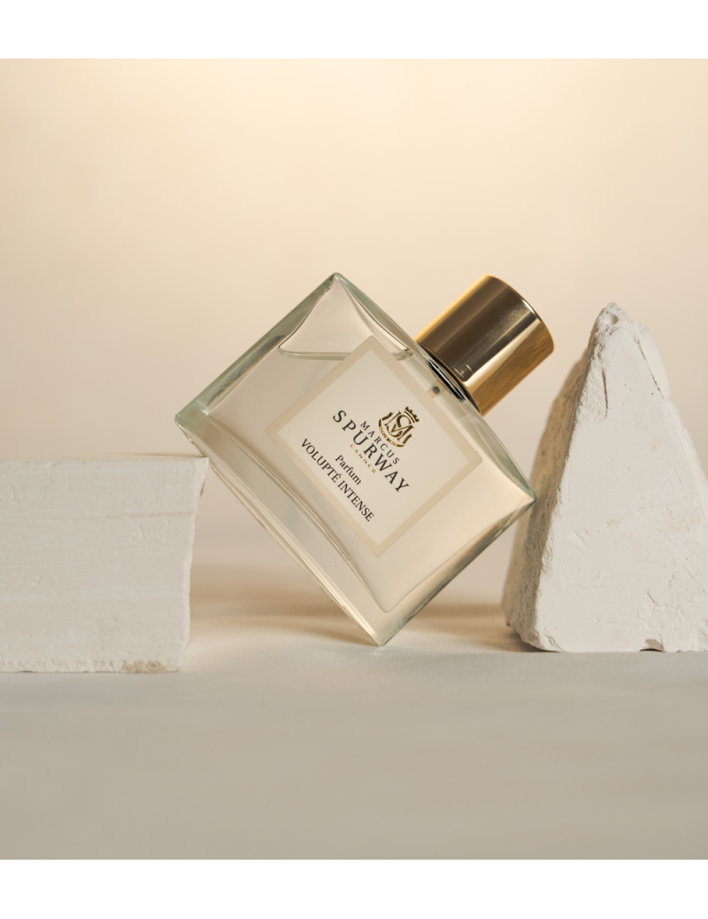 JUIL/AOUT : Parfum Volupté...